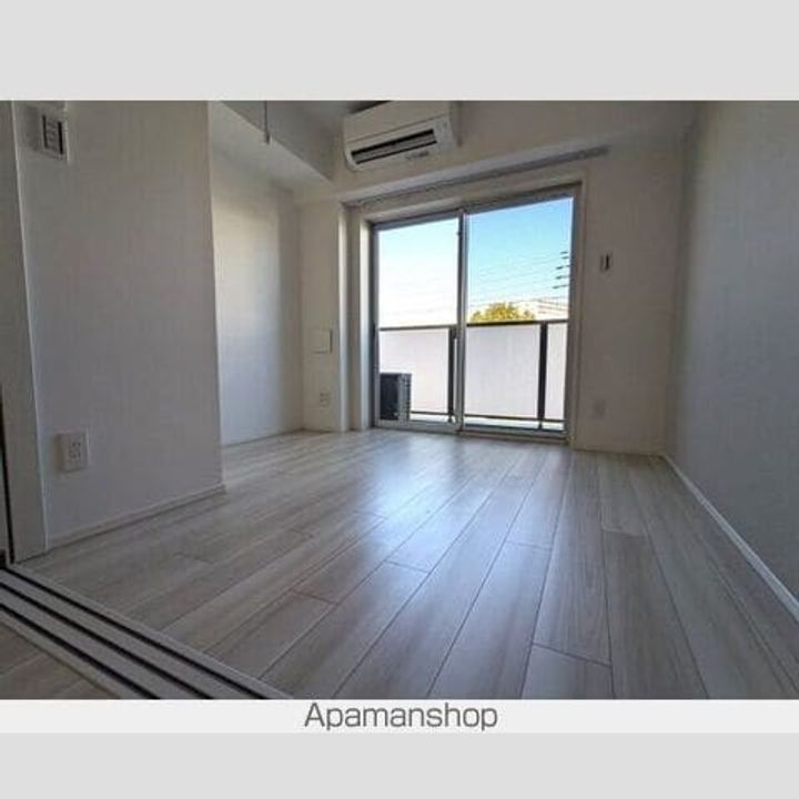 ハーモニーレジデンス蒲田アートヴィラの居間