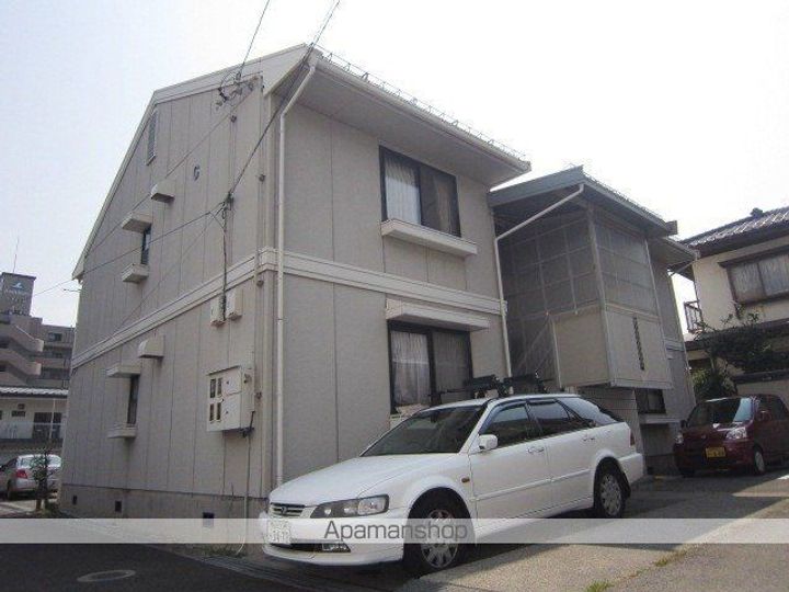 グリーンタウン三輪A棟201の外観