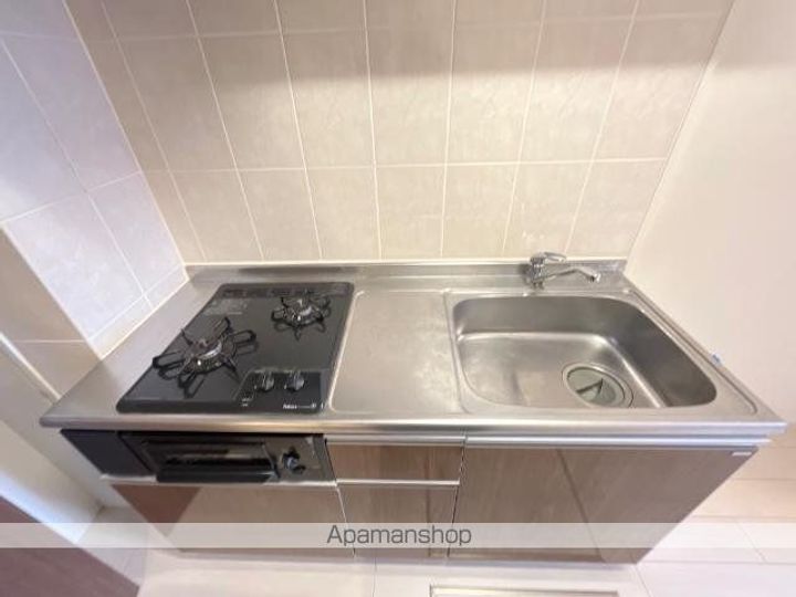 コンフォート レジデンス106のキッチン