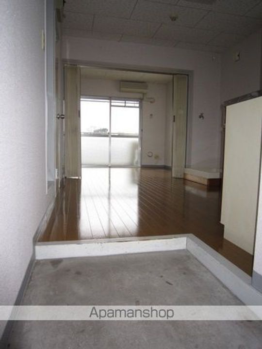 北山レジデンスの玄関