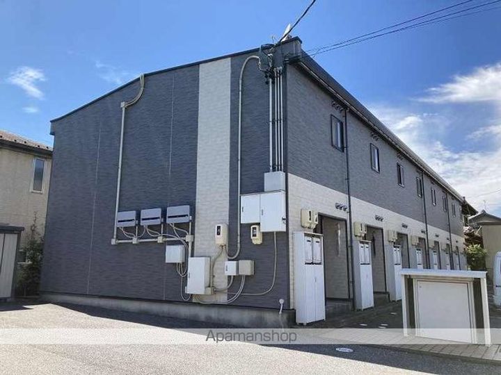 レオパレス萱場南の外観