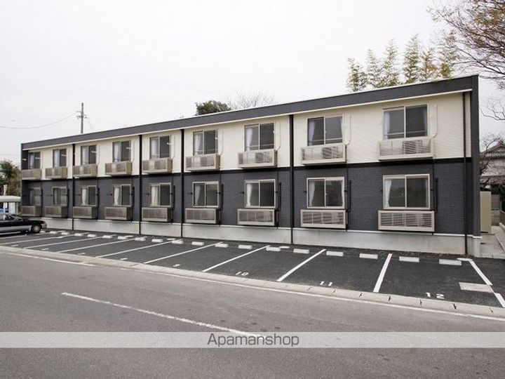 レオネクストウエストスプリング202の外観