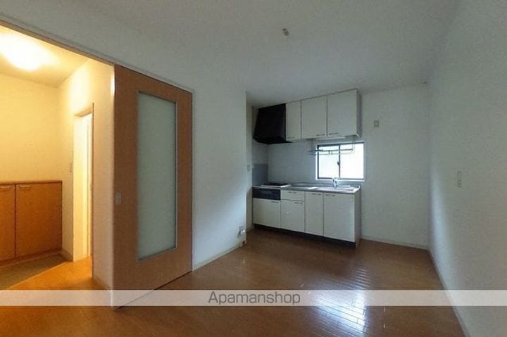 シャーメゾン神田の内装