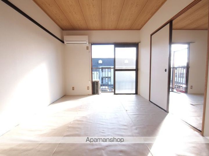 コーポマルタの居間