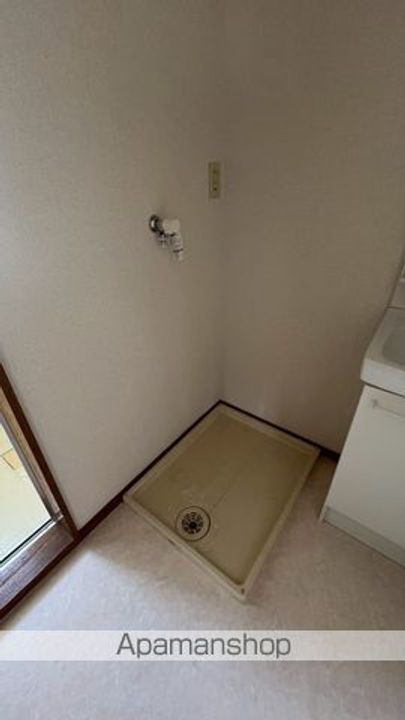東京都八王子市館町の賃貸アパートの内装