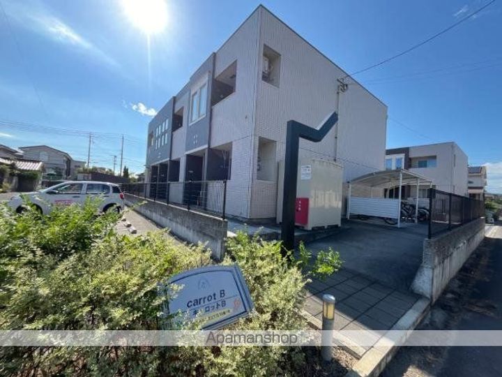 香川県坂出市久米町2丁目の賃貸アパート101の外観