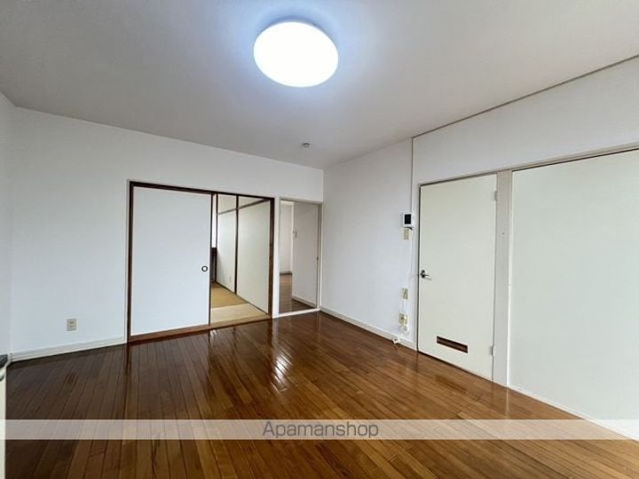 バルビゾン湯川(バルビゾンユノカワ)の内装