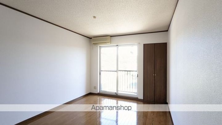 クレアール203の居間