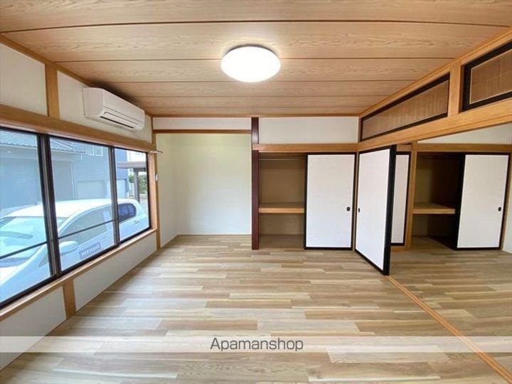 山形県鶴岡市みどり町(一戸建)の賃貸物件戸建ての居間