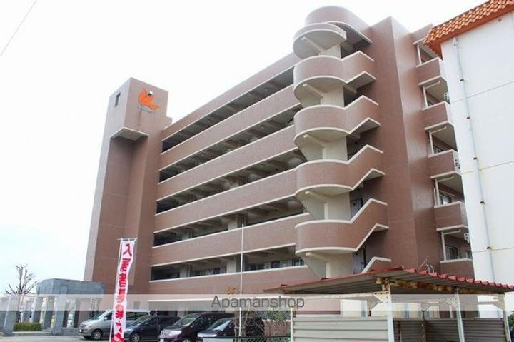 香川県高松市木太町の賃貸マンションの外観