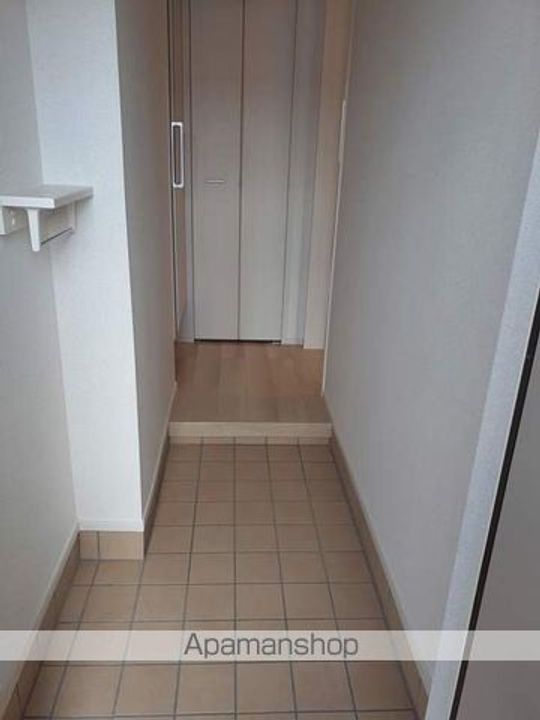 福井県大野市神明町の賃貸アパートの玄関