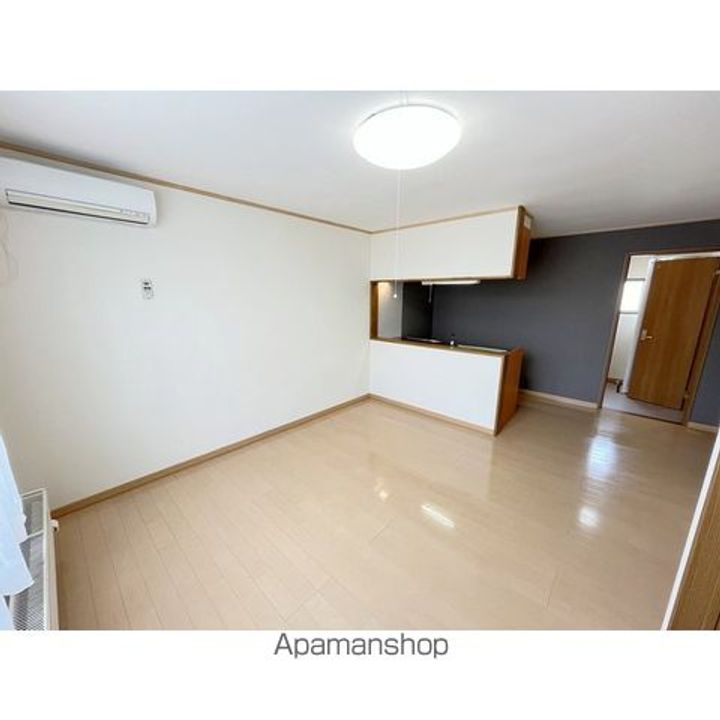 スーパーハイム北央1-1の居間