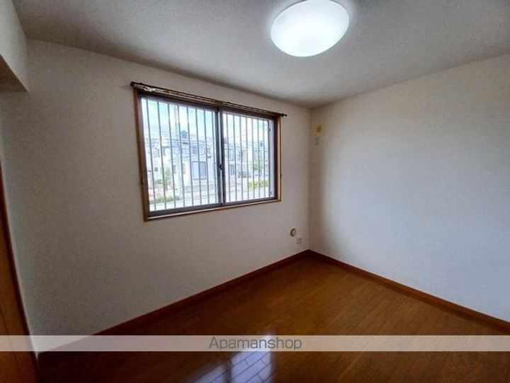 ファミーユ松原B棟N104の内装