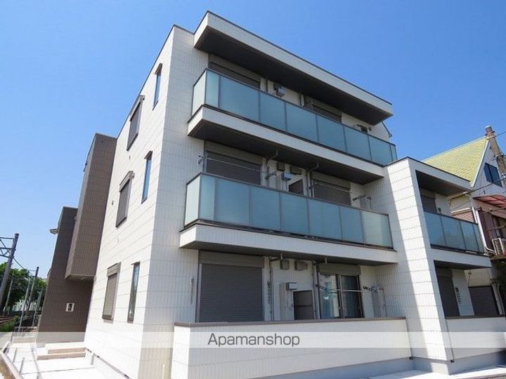 ノーマジーンの外観