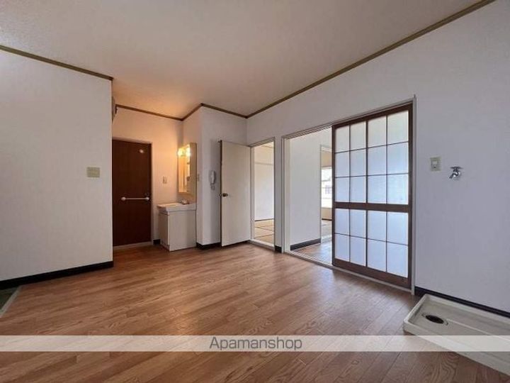 グランデュール中原の内装