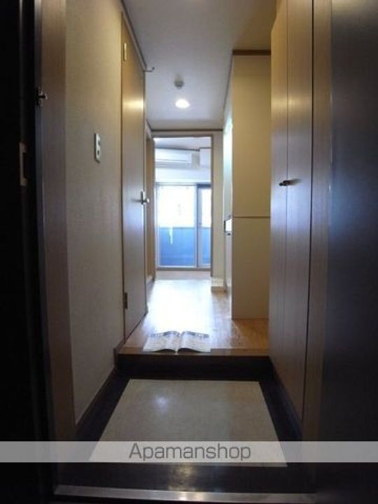 東京都新宿区下落合4丁目の賃貸マンションの居間