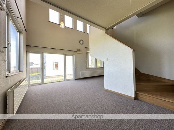 北海道北斗市向野2丁目(一戸建)の賃貸物件戸建ての居間