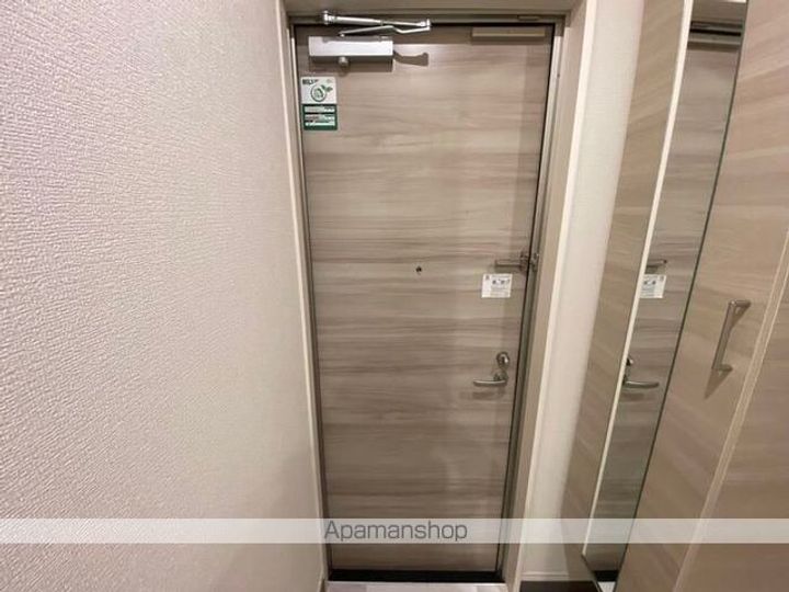 スピアナート北石堂の玄関