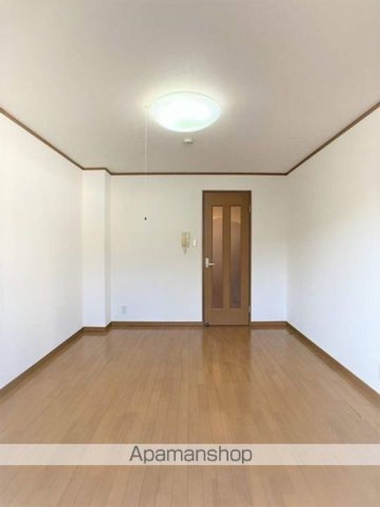 メゾンすばるの居間