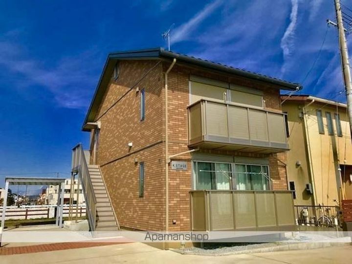 滋賀県彦根市長曽根南町の賃貸アパートの外観