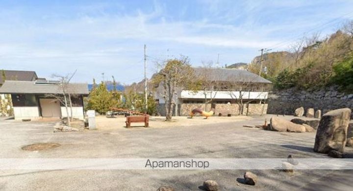 香川県高松市屋島東町の賃貸アパートの周辺