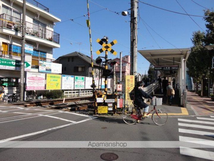 スクエア世田谷の周辺