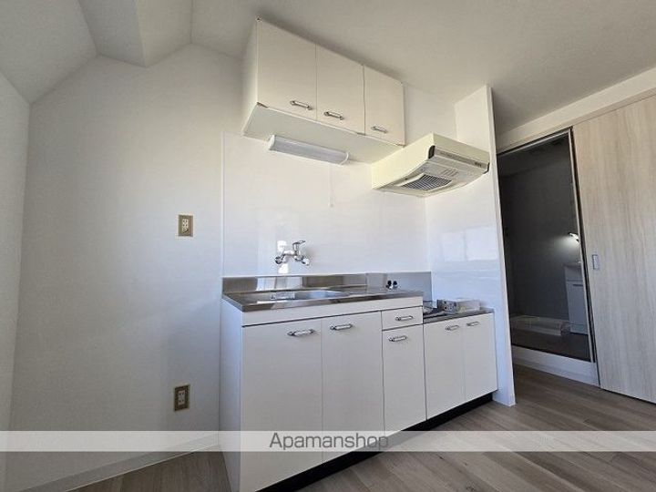 ルミエール・シモダのキッチン