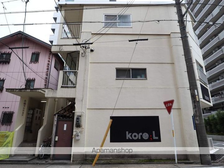 小塩マンション4Bの外観