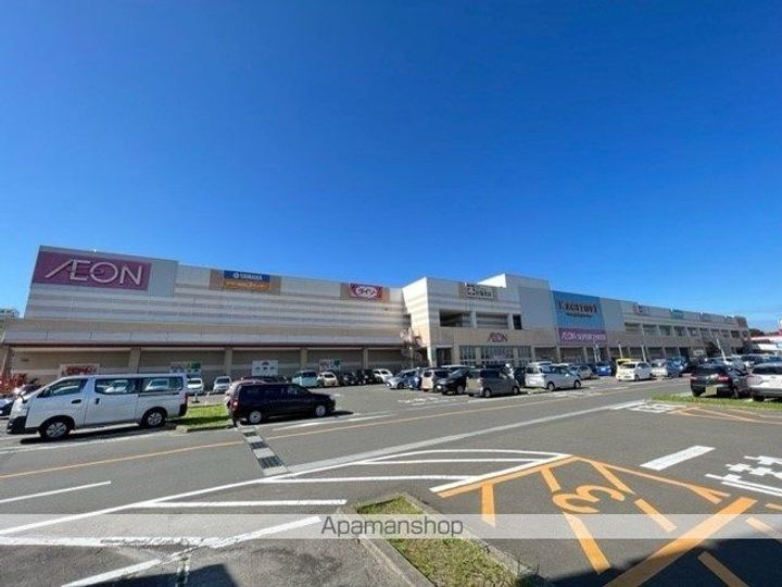 タメルザ ロワジースの周辺