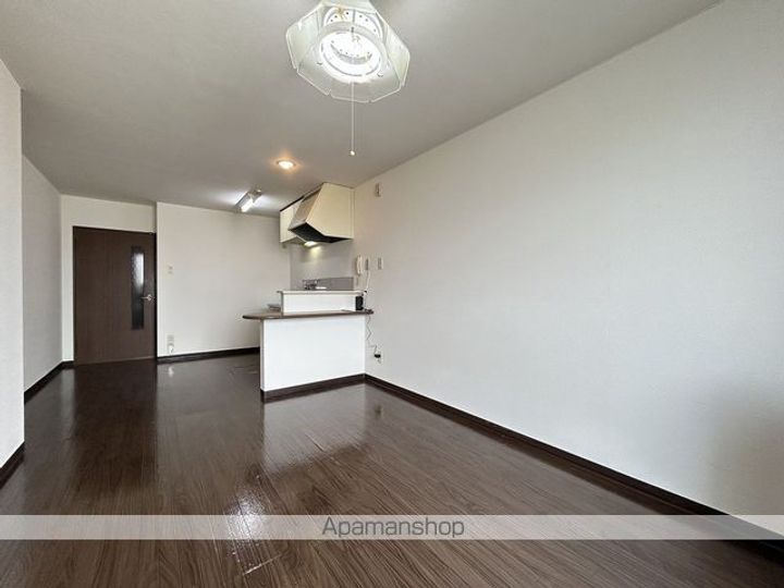 ステイヒアビル403の居間