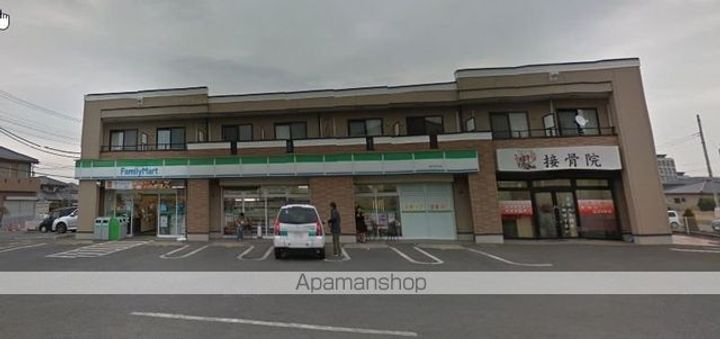 レオパレスハポネスの周辺