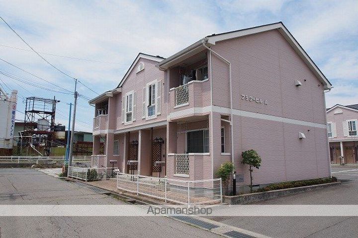 フラワーヒル Bの外観