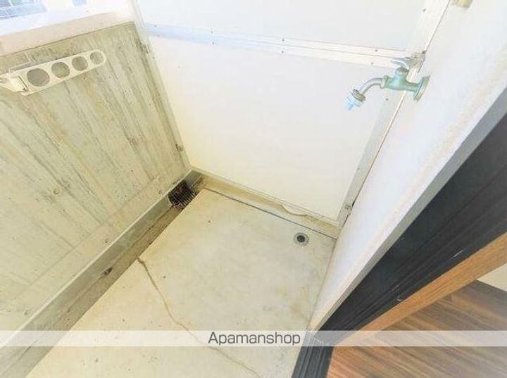 香川県高松市春日町の賃貸マンションの内装