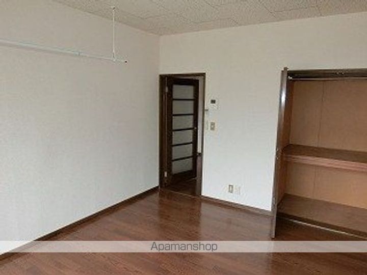 センチュリーハウスB101の内装