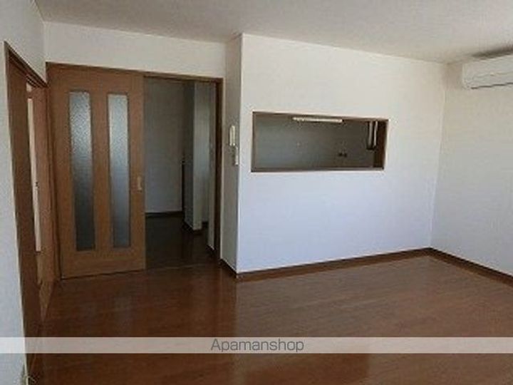 岩手県滝沢市大崎の賃貸アパートの内装