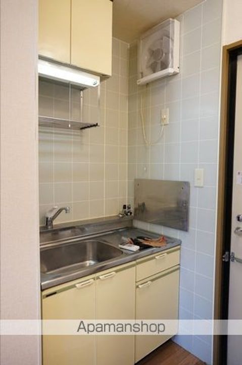 ファミール堀部Ⅴのキッチン