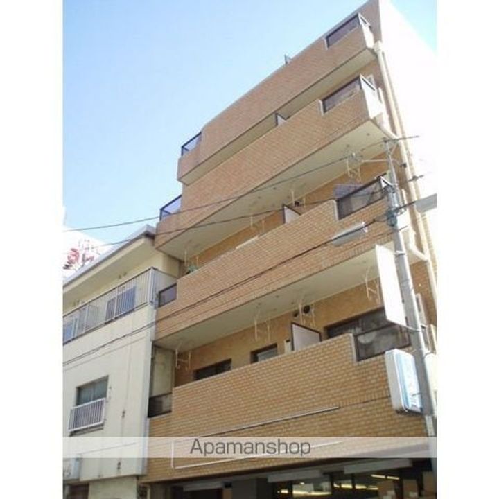 小塩マンション4Bの外観