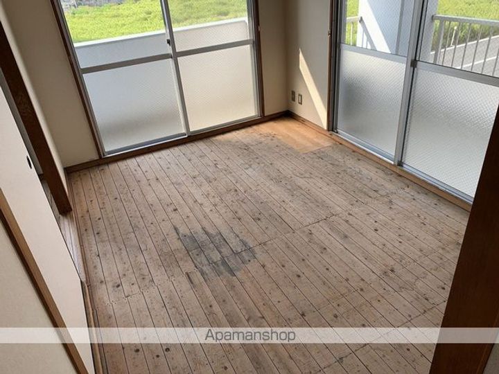 アーバン新町101の内装