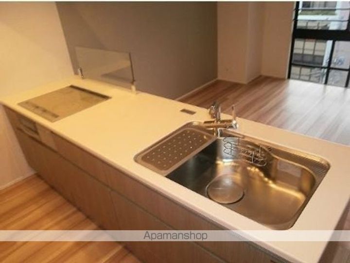 サンリベラ・プライム天神大名レジデンス505のキッチン