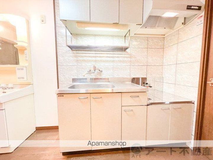 ブルーミングローズのキッチン