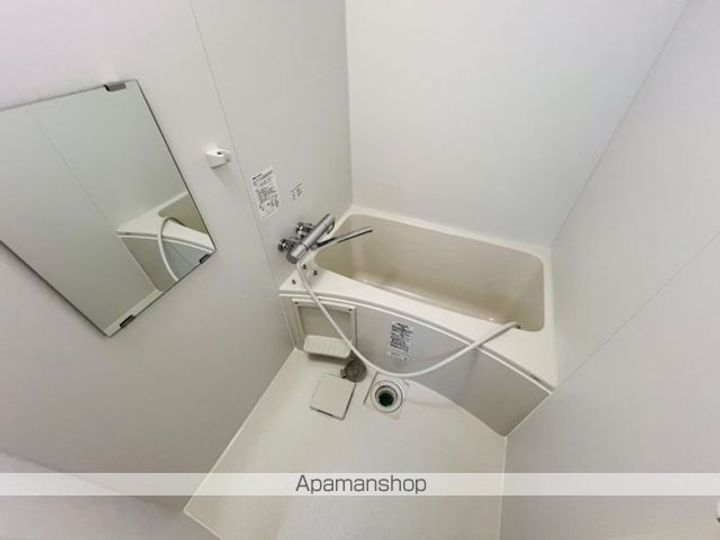 ヴィラナリー函館3号棟(ヴィラナリーハコダテサンゴウトウ)204の風呂