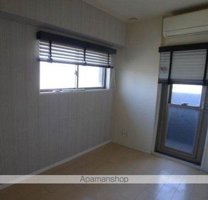 香川県高松市花園町1丁目の賃貸マンションの内装