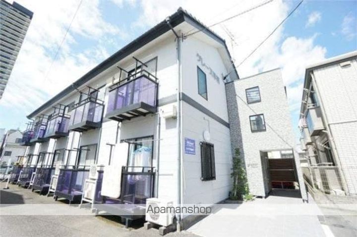 グレース草薙104の外観