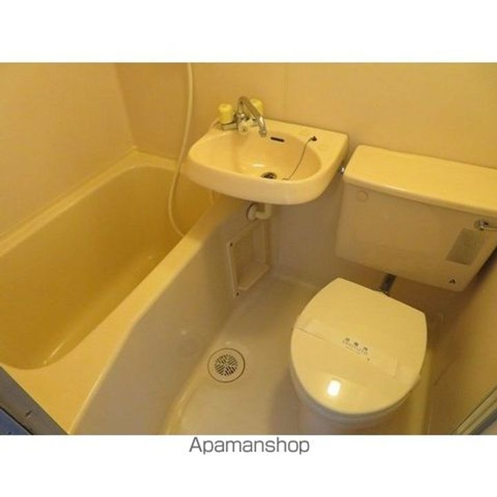 エバーグレース西府310の風呂