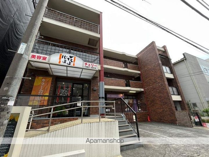 ブラウンヒル202の外観