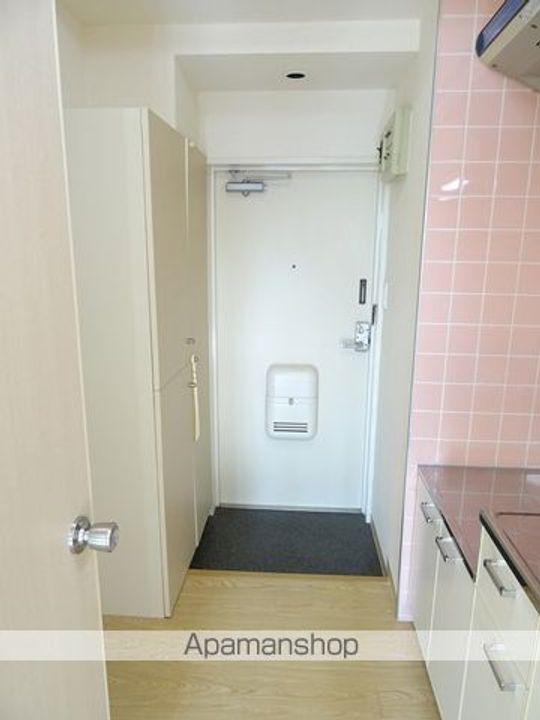 イーグルハイツ宮千代206の玄関