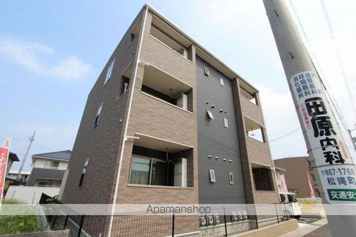 香川県高松市伏石町の賃貸アパートの外観