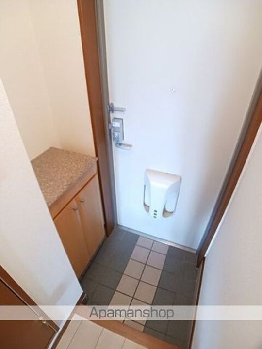 メゾンエトワールの玄関