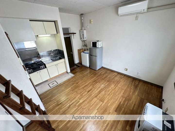 ヴァンベール亀田103の内装