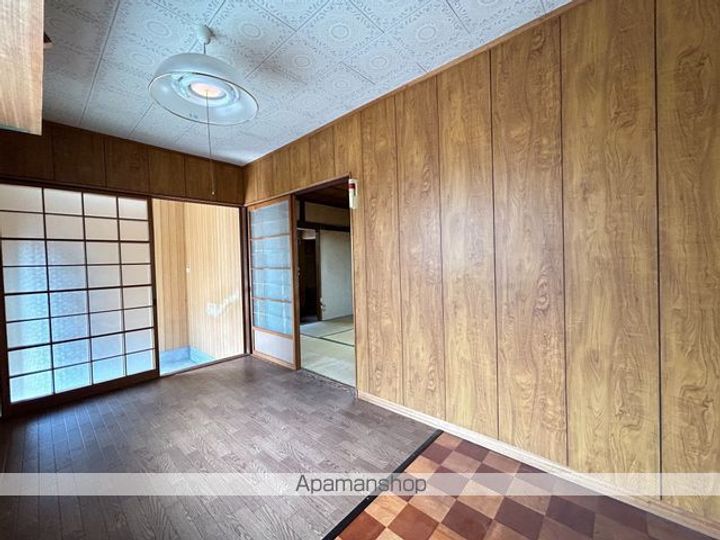 南上町1丁目平屋アパート2の内装